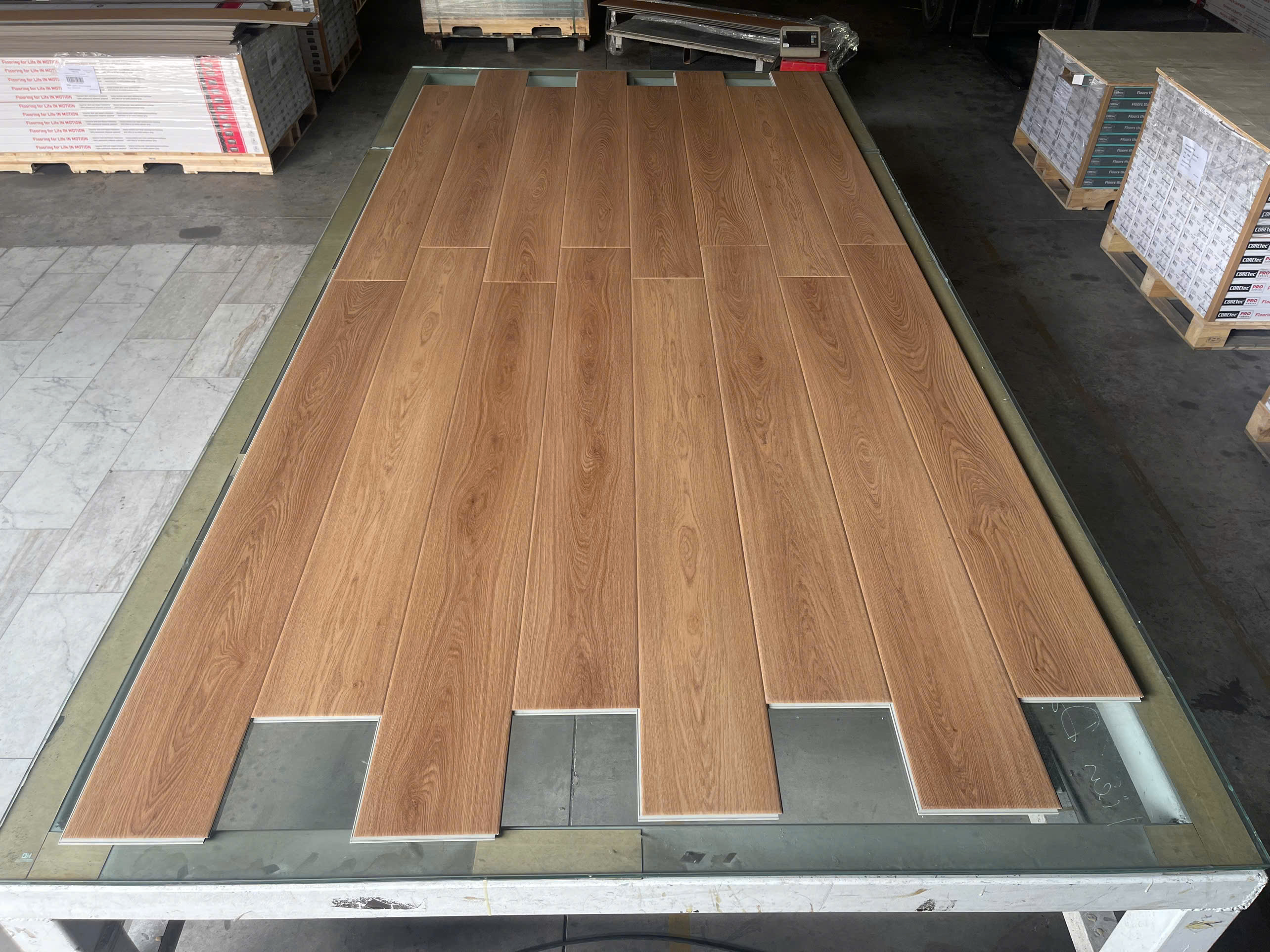 SKU _LSPC :411 :1825 x 225 x 10 mm (wl:0.5 Ván Trơn )