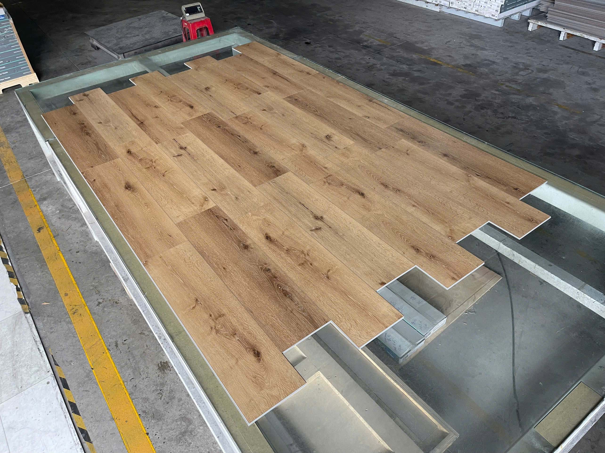 SKU SPC:AT2956 : 925 x 230 x 5.2mm :wl0.5mm +1.2mm Gỗ mềm